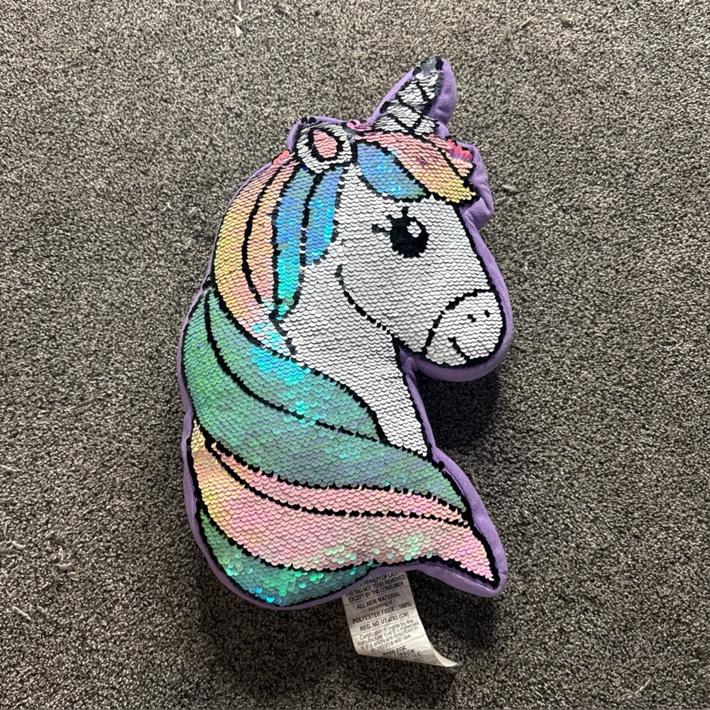 Love 2 Design Color-Changing Sequins Unicorn Plush Throw Pillow Purple 18”